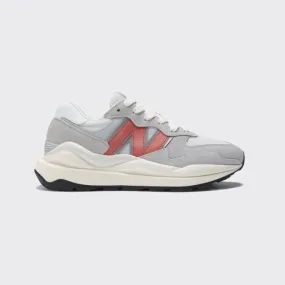 02452 New Balance 5740