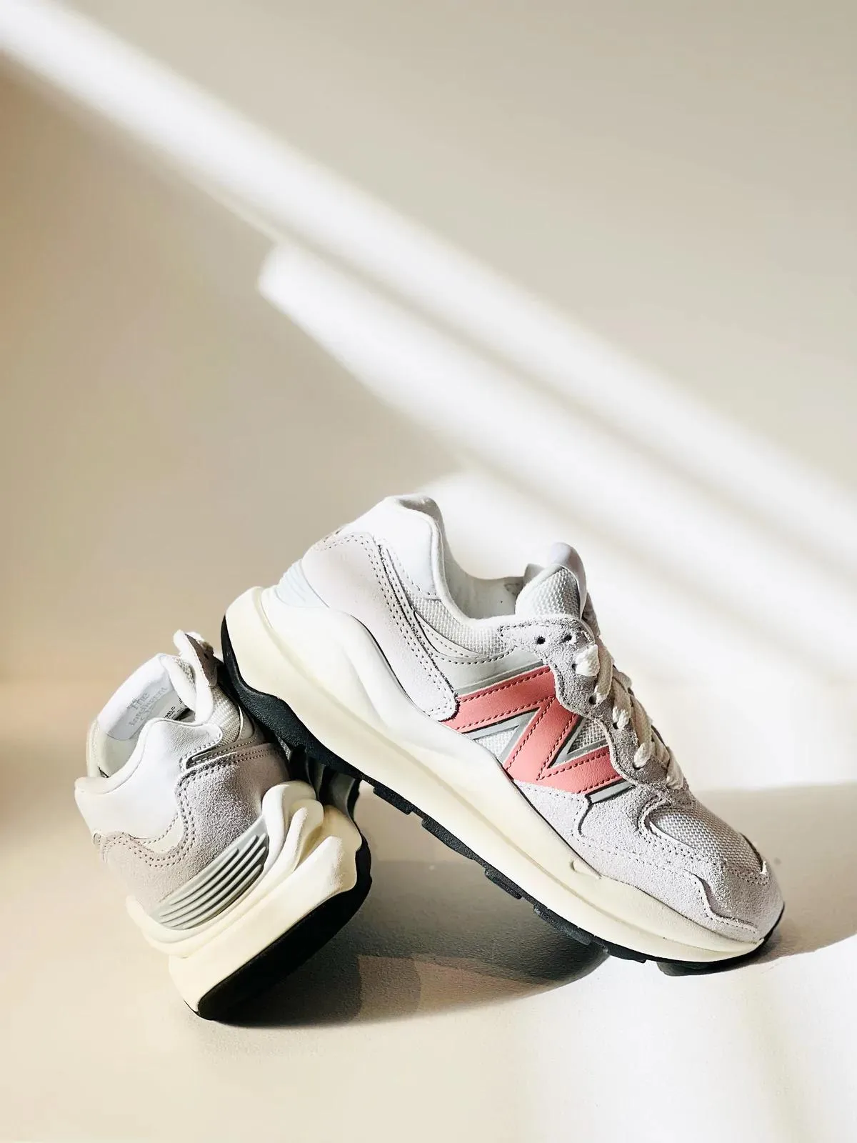 02452 New Balance 5740