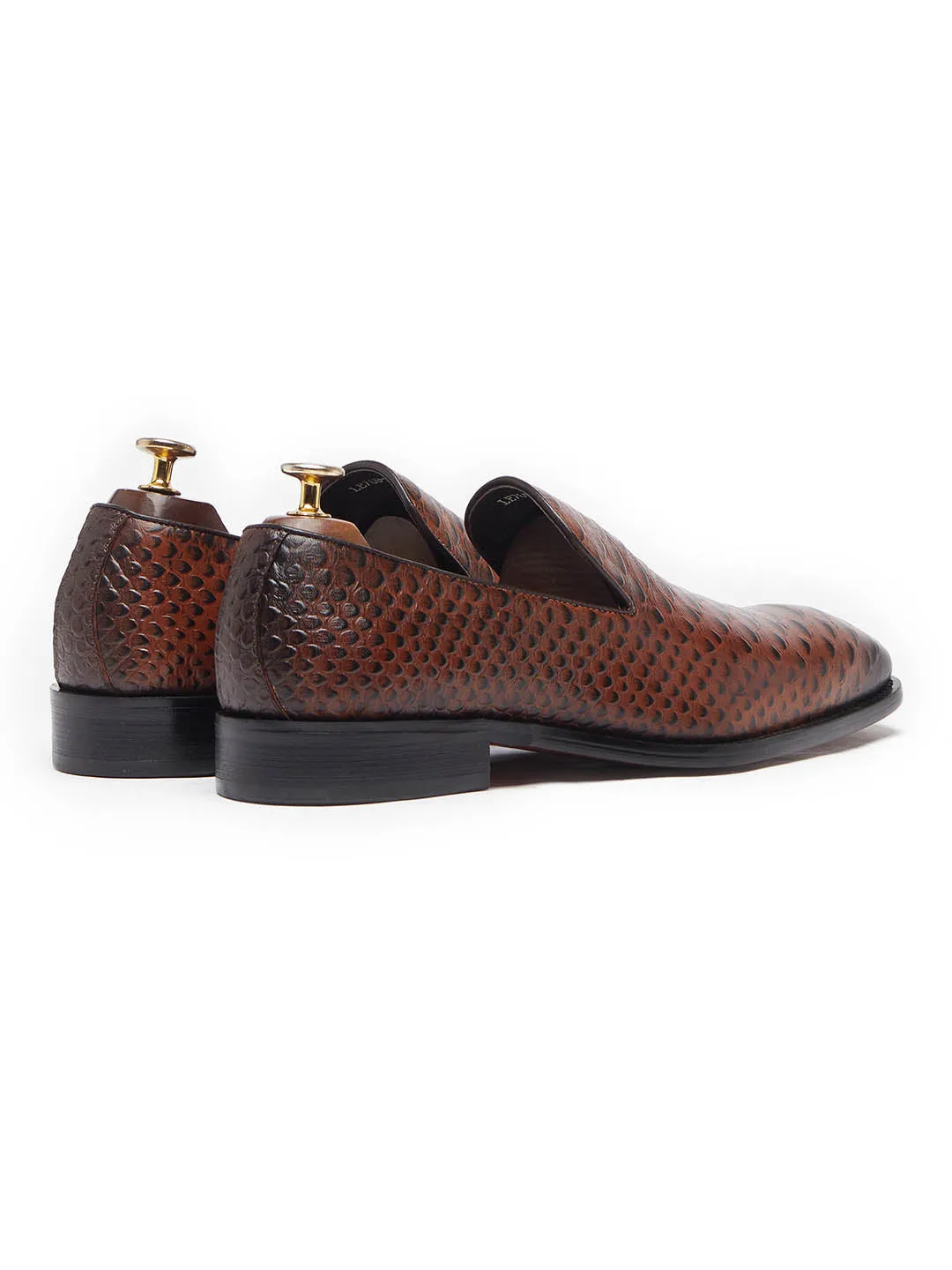 Alligator Slip on Brown