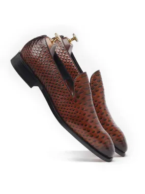Alligator Slip on Brown