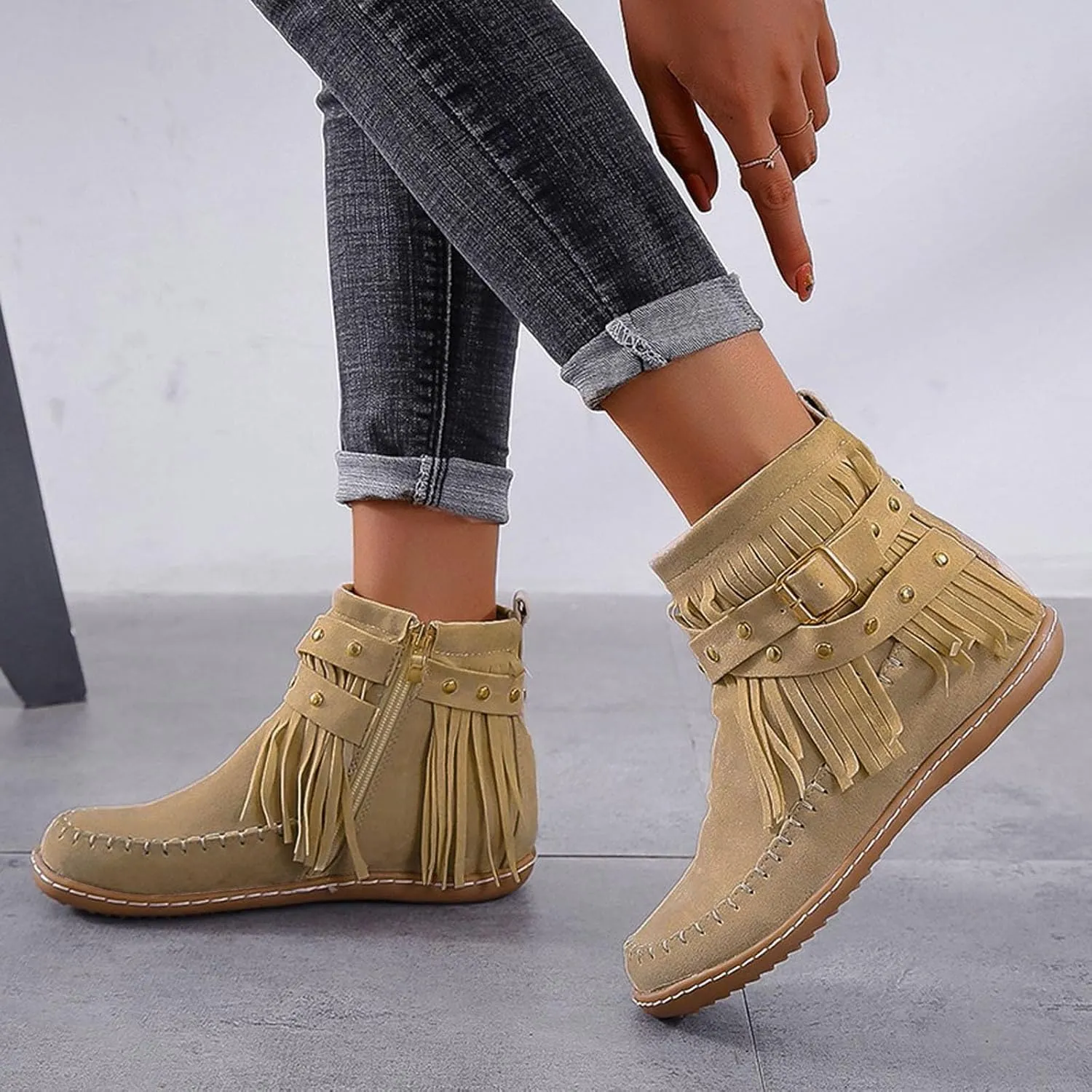 Cathalem Women's Suede Fringe Ankle Boots Round Toe Flats,Winter Warm Fashionable Western Outdoor Short Boots with Zipper