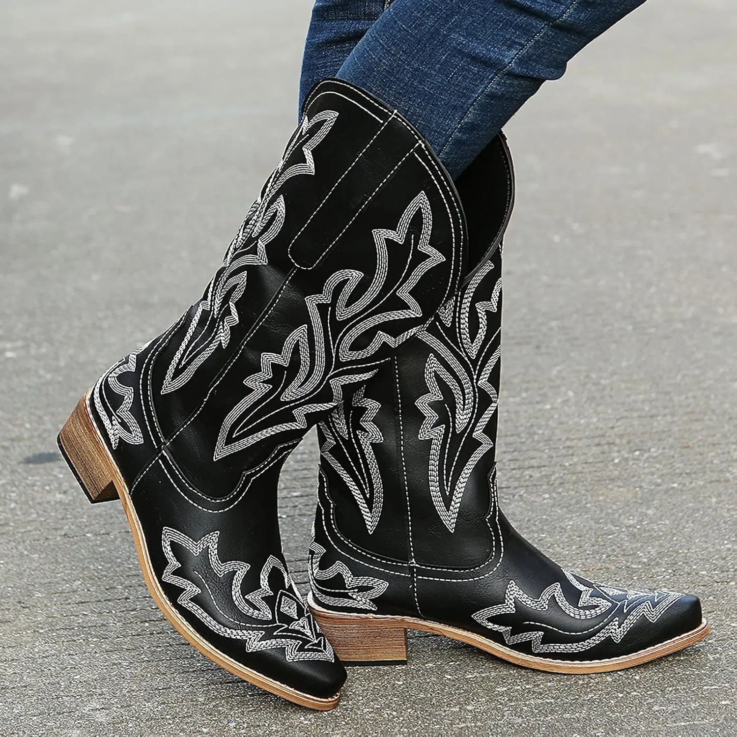 Cowboy Boots for Women Cowgirl Boots Retro Western Slip On Embroidery Pointed Toe Middle Heels Booties Chunky Heel