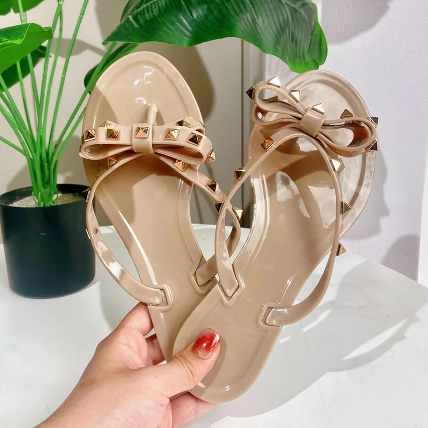 Flip Flops Comfortable Summer Beach Thong Sandals Shower Flip Flops Slip on Lightweight Athletic Thong Sandals