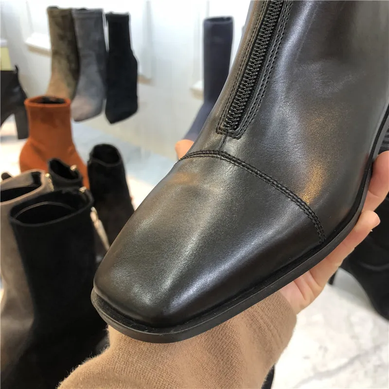 LUXE SEVEN DESIGN ZIP FRONT HEELED ANKLE BOOTS IN BLACK