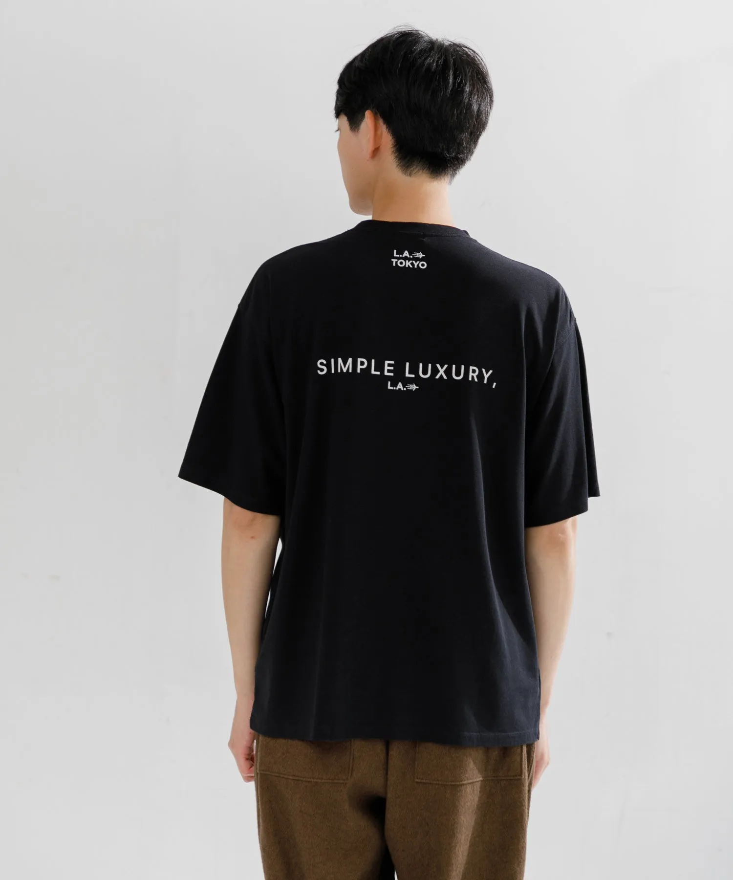 【MEN , WOMEN】STATEMENT TEE